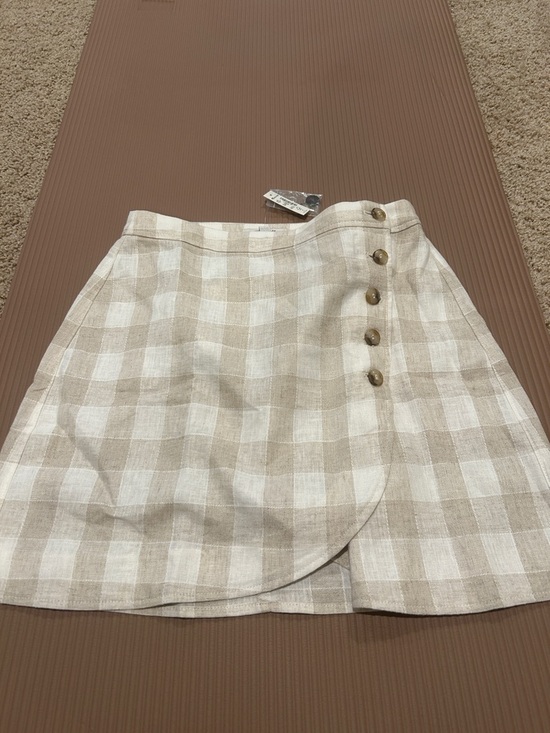Madewell Dresses & Skirts - Madewell Beige and White Checked Wrap-Style Mini Skirt